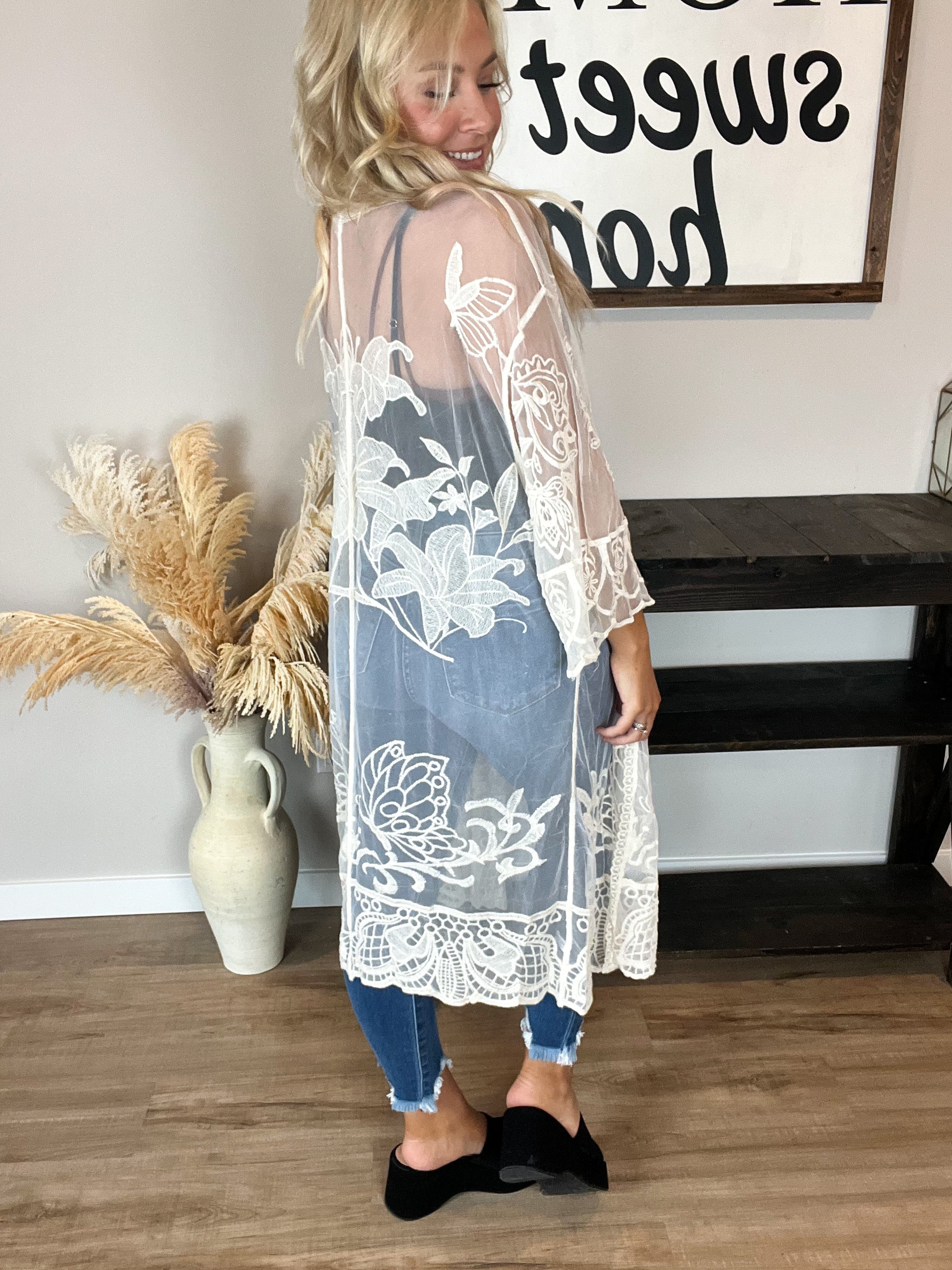 Butterfly Lace Front Tie Kimono in Ivory