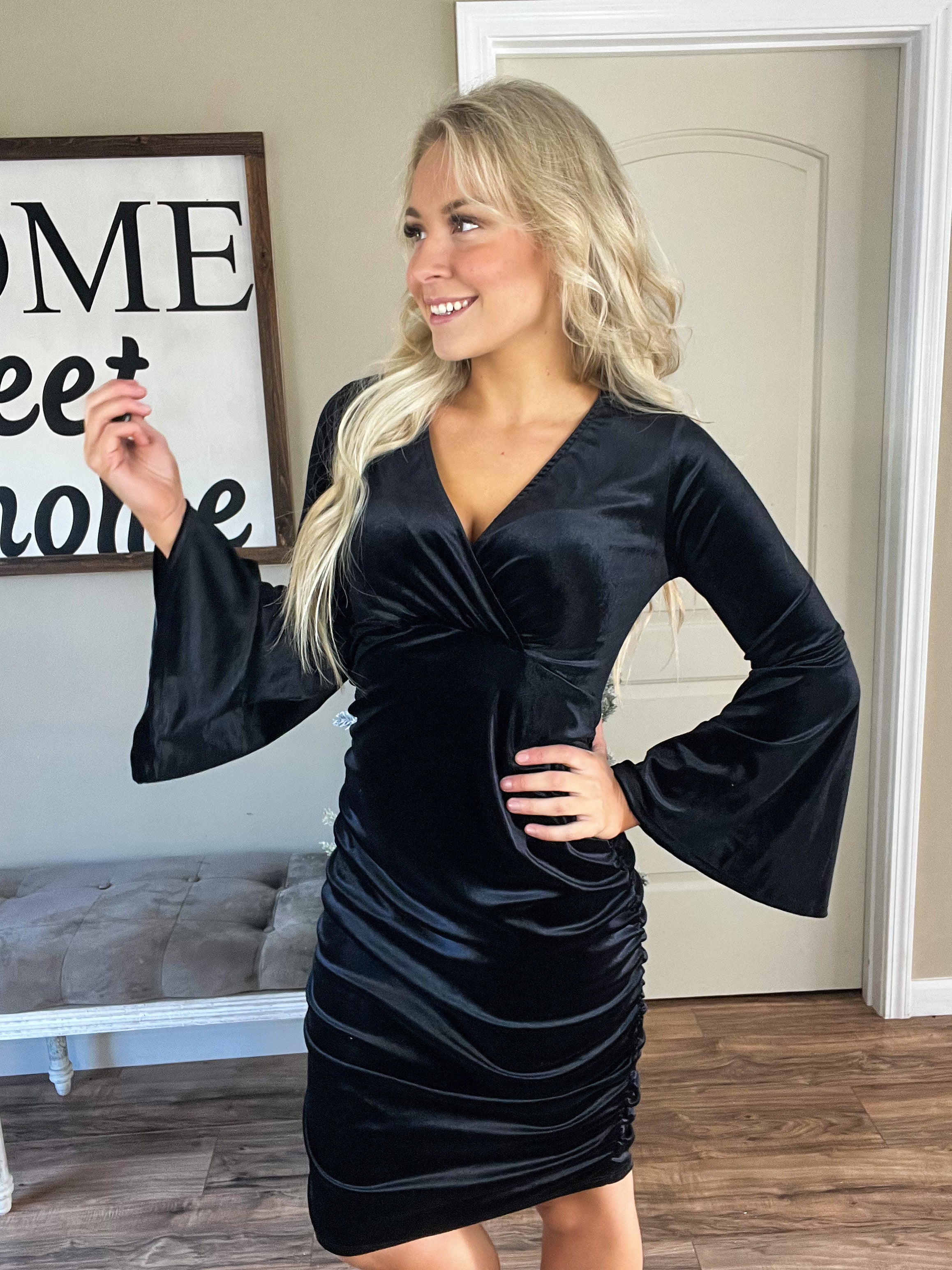 V-Neck Velvet Party Dress in Black